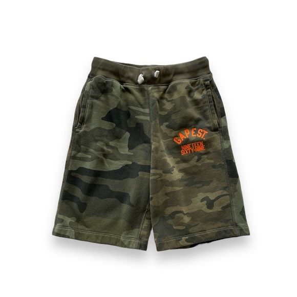 ★ Boys 10 yrs | Two Pairs of Gap Kids Camo Shorts ★ - Picture 3 of 8